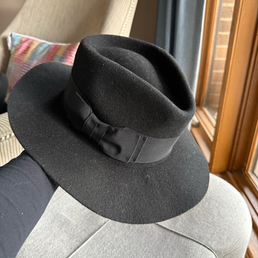 MODERN MONARCHIE Black Fedora Hat